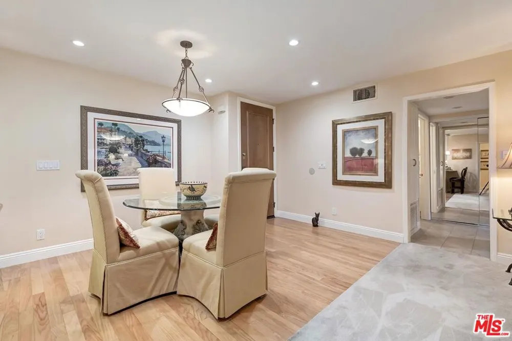 8515 Falmouth Avenue #209 Los Angeles, CA 90293