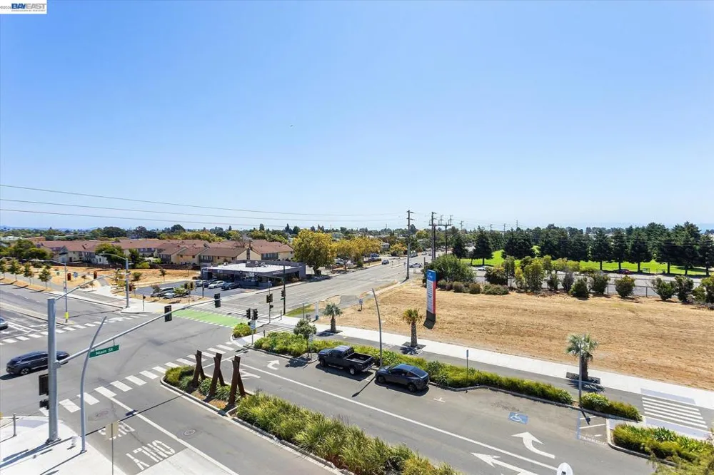 55 W Atlantic Ave #1002 Alameda, CA 94501