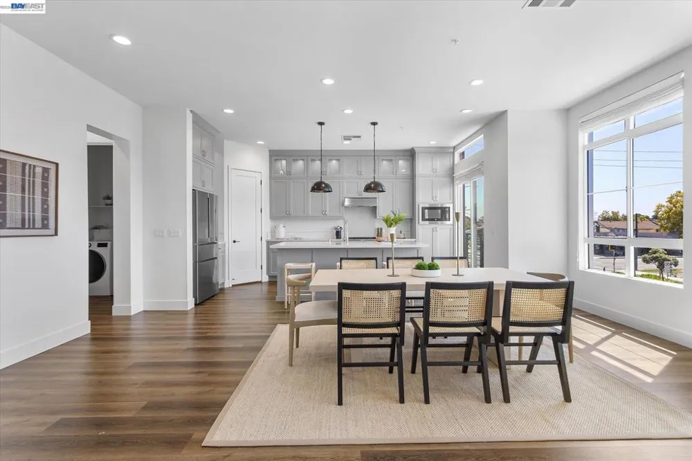 55 W Atlantic Ave #1002 Alameda, CA 94501