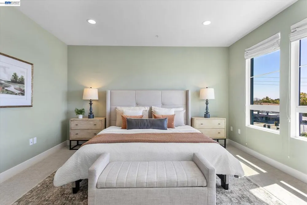55 W Atlantic Ave #1002 Alameda, CA 94501