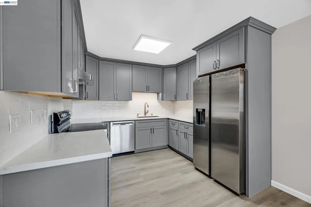 2133 Santa Clara Ave #328 Alameda, CA 94501