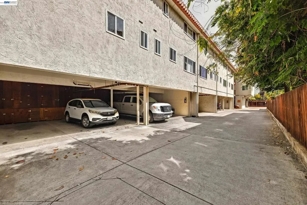 2133 Santa Clara Ave #328 Alameda, CA 94501
