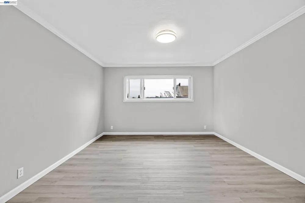2133 Santa Clara Ave #328 Alameda, CA 94501