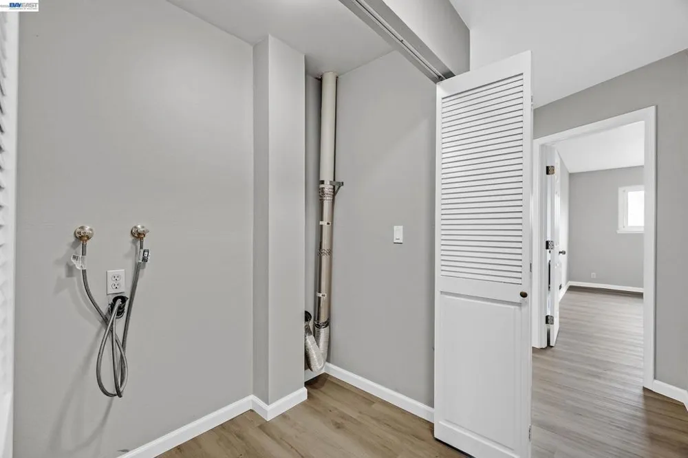 2133 Santa Clara Ave #328 Alameda, CA 94501