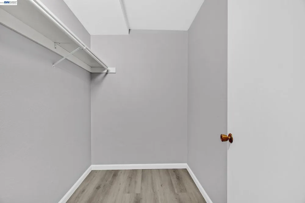 2133 Santa Clara Ave #328 Alameda, CA 94501