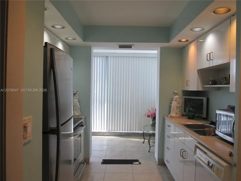 3100 NE 49th St #1106 Fort Lauderdale, FL 33308