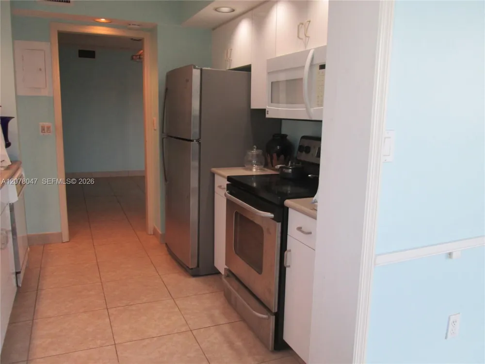 3100 NE 49th St #1106 Fort Lauderdale, FL 33308