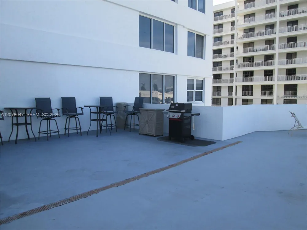 3100 NE 49th St #1106 Fort Lauderdale, FL 33308
