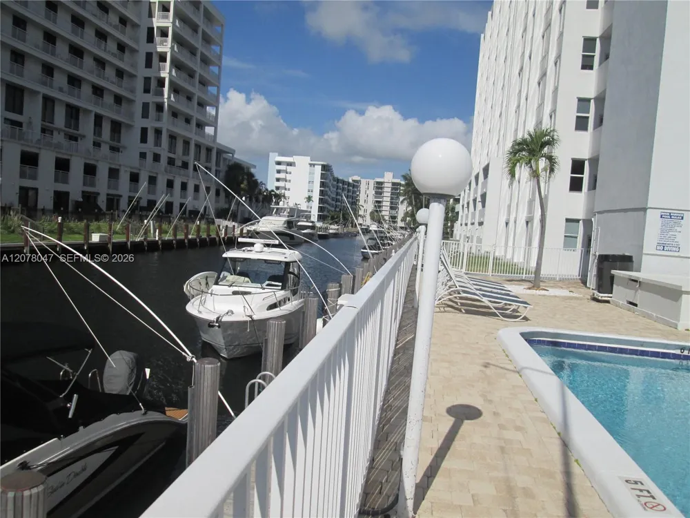 3100 NE 49th St #1106 Fort Lauderdale, FL 33308