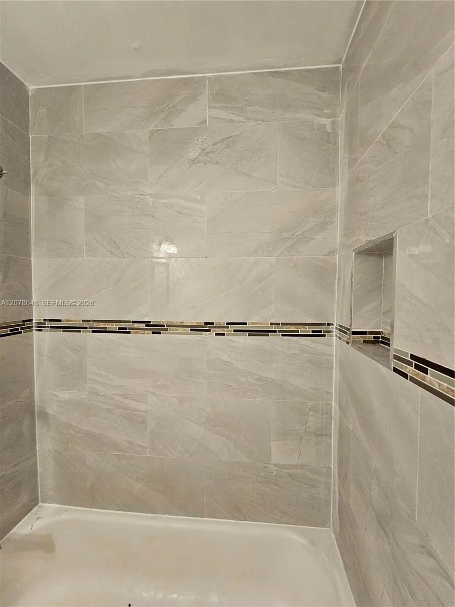 6580 W 27th Ct #58-24 Hialeah, FL 33016