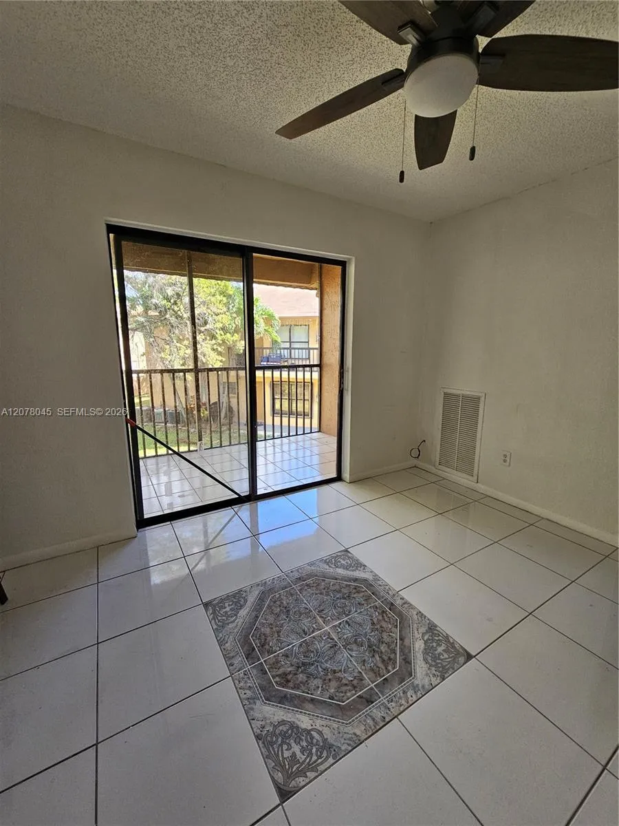 6580 W 27th Ct #58-24 Hialeah, FL 33016