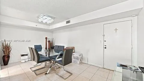 210 174 St #2401 Sunny Isles Beach, FL 33160