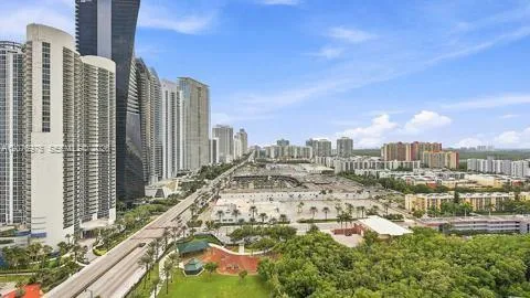 210 174 St #2401 Sunny Isles Beach, FL 33160