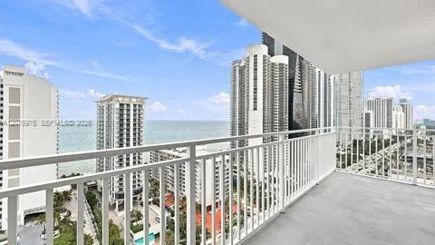 210 174 St #2401 Sunny Isles Beach, FL 33160