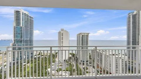 210 174 St #2401 Sunny Isles Beach, FL 33160