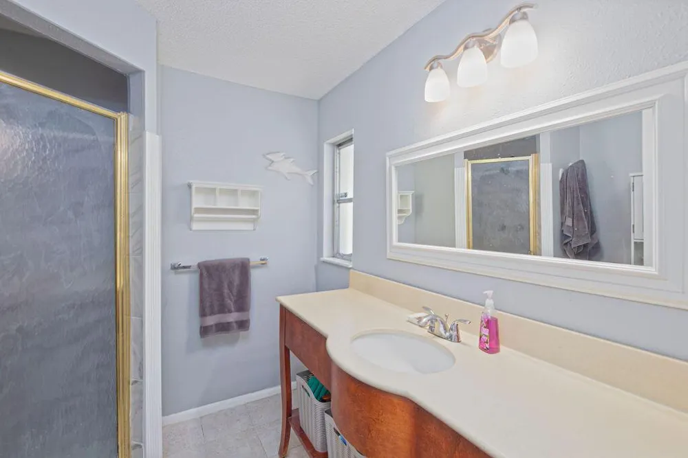 1337 SE ROANOKE STREET Port St. Lucie, FL 34952