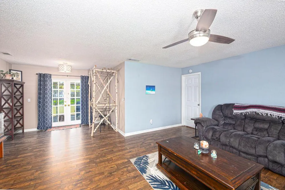 1337 SE ROANOKE STREET Port St. Lucie, FL 34952