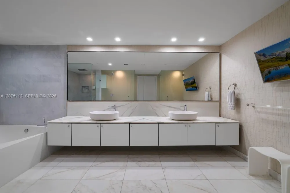 10203 Collins Ave #801 Bal Harbour, FL 33154