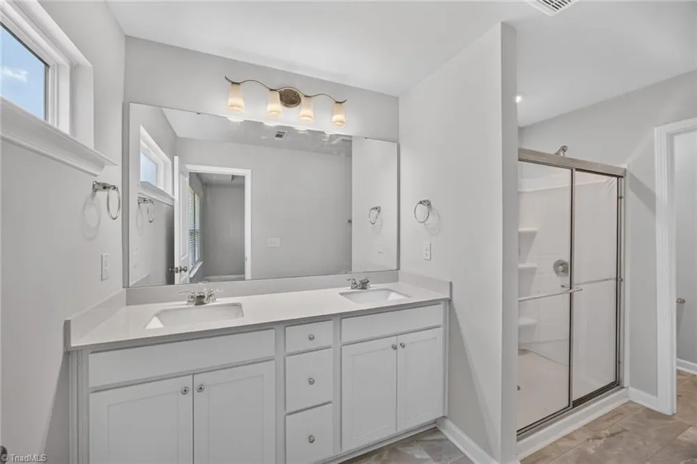 814 Falls Grove Trail High Point, NC 27265