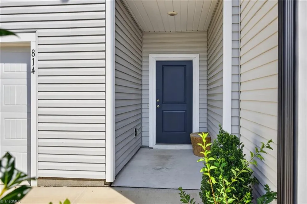 814 Falls Grove Trail High Point, NC 27265