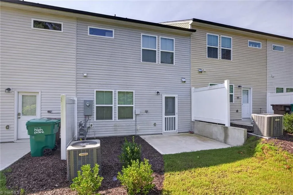 814 Falls Grove Trail High Point, NC 27265