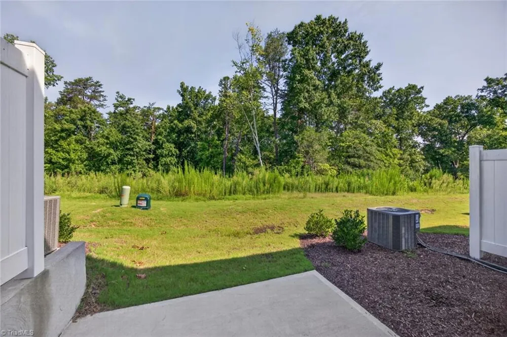 814 Falls Grove Trail High Point, NC 27265