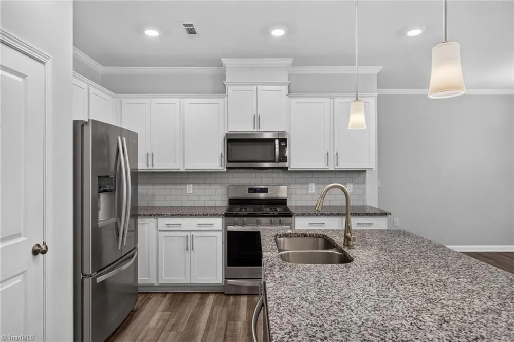 814 Falls Grove Trail High Point, NC 27265