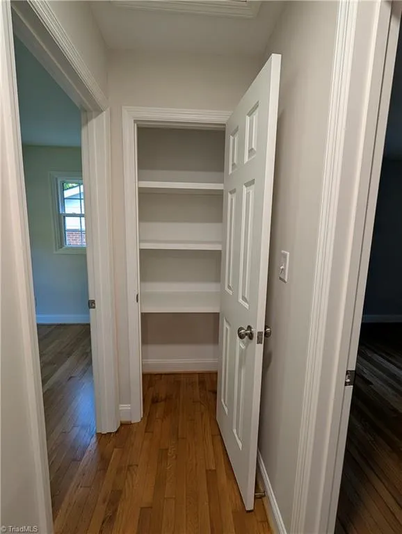 1274 Tredwell Drive Winston-Salem, NC 27103
