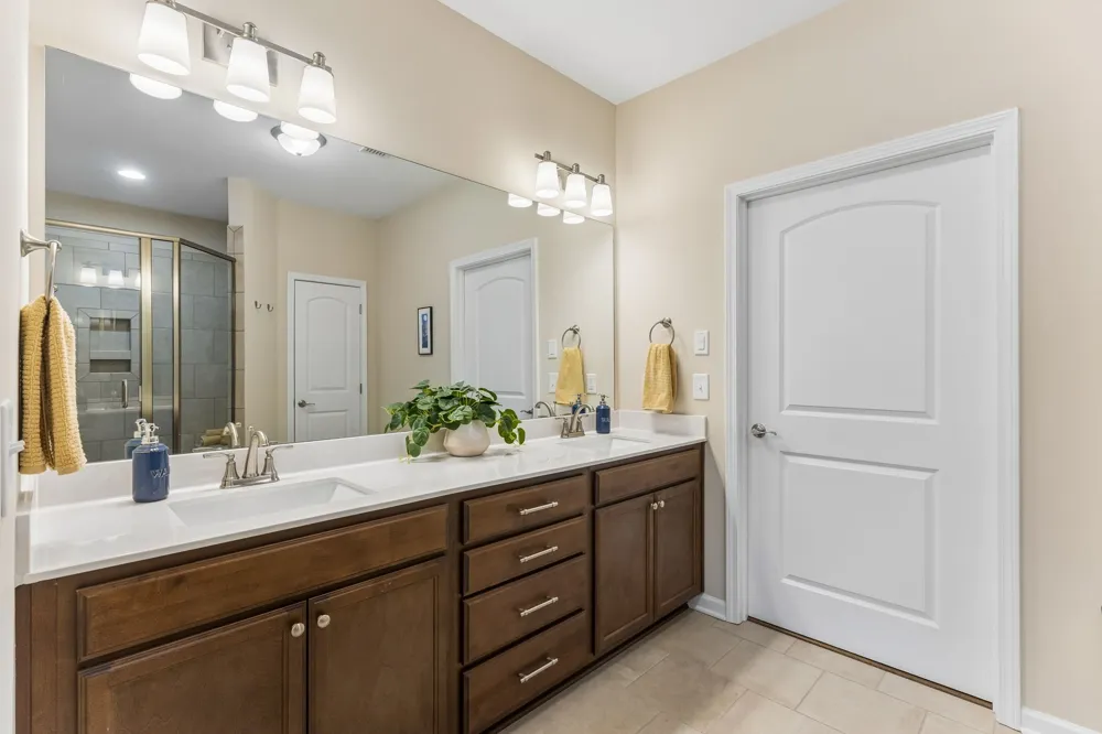 2506 Stonecenter Ln Murfreesboro, TN 37128