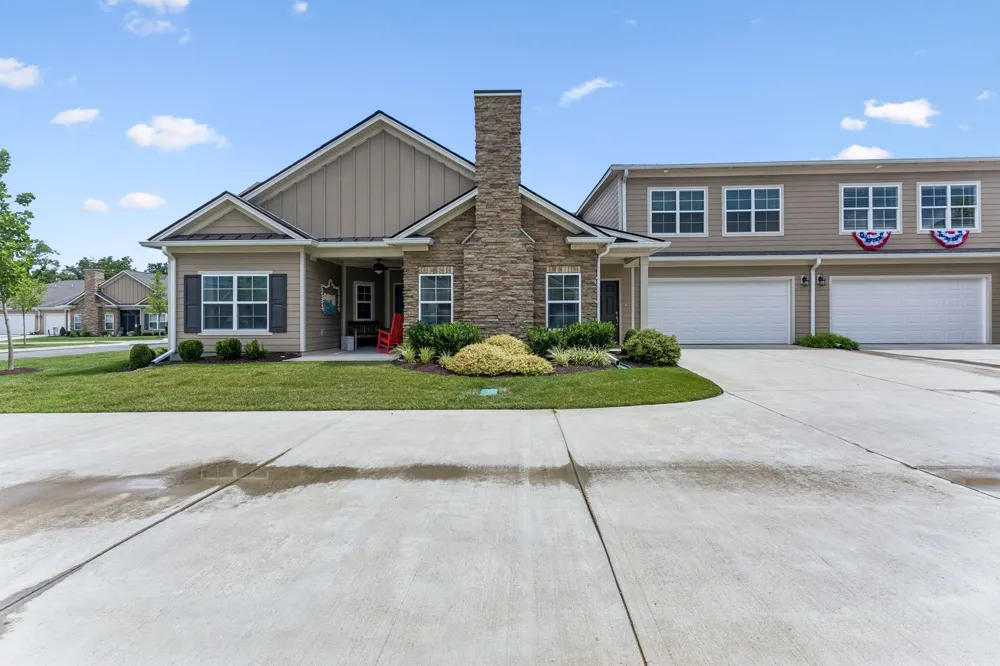 2506 Stonecenter Ln Murfreesboro, TN 37128