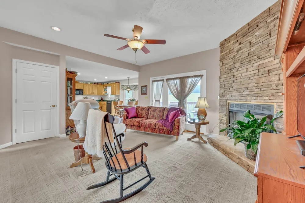 430 Hurricane Creek Dr Stewart, TN 37175
