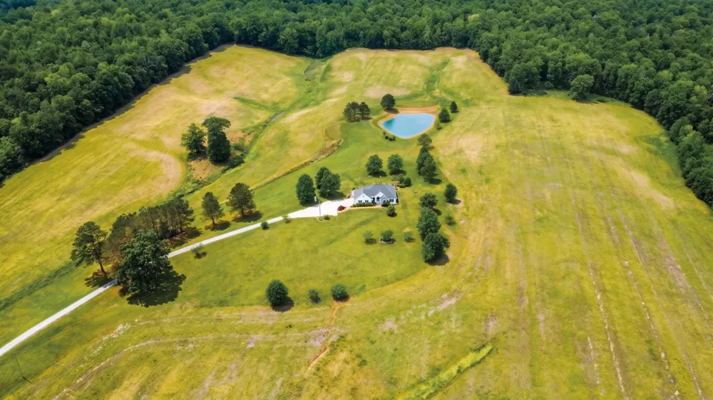 430 Hurricane Creek Dr Stewart, TN 37175