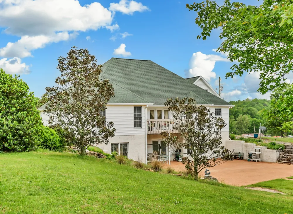 430 Hurricane Creek Dr Stewart, TN 37175