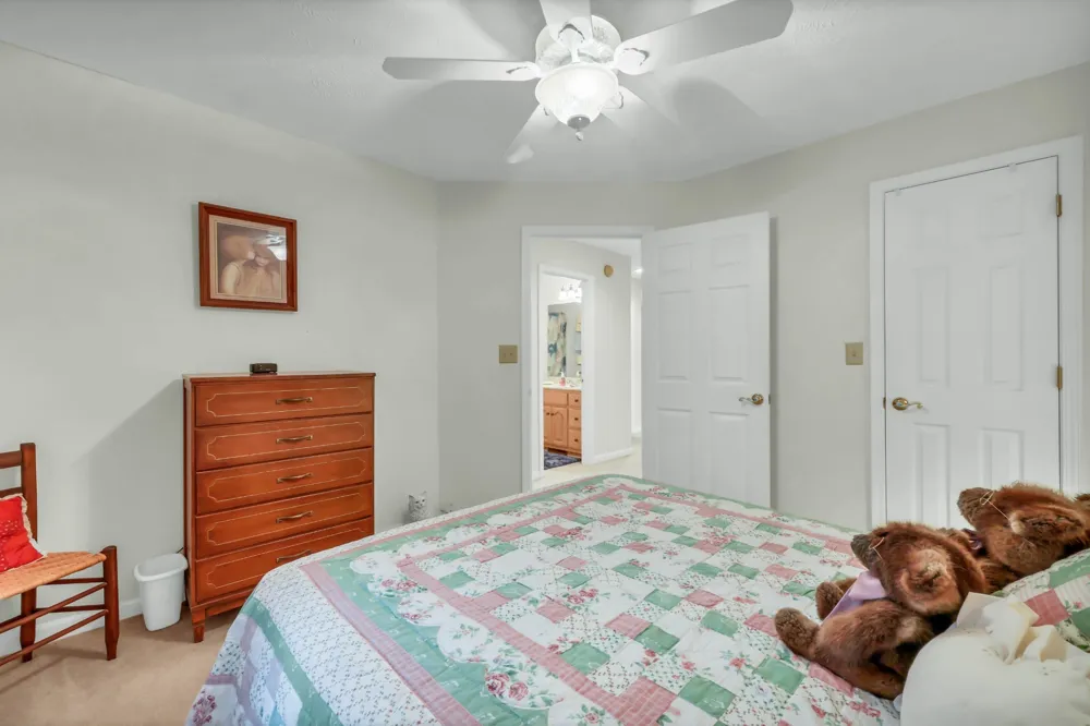 430 Hurricane Creek Dr Stewart, TN 37175