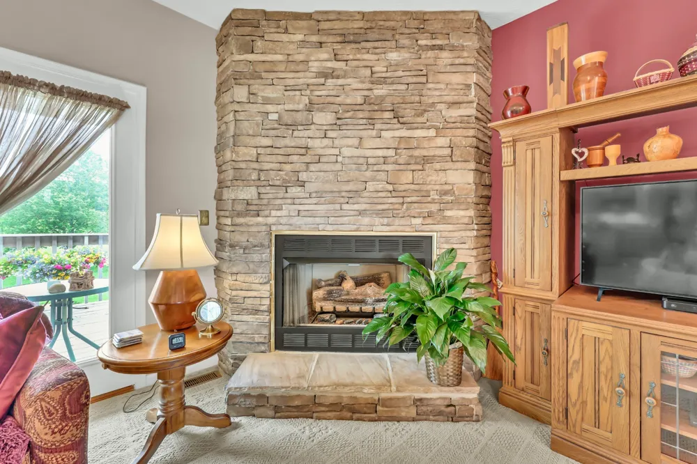 430 Hurricane Creek Dr Stewart, TN 37175
