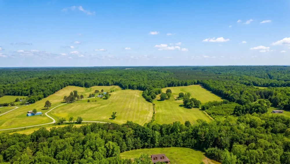 430 Hurricane Creek Dr Stewart, TN 37175