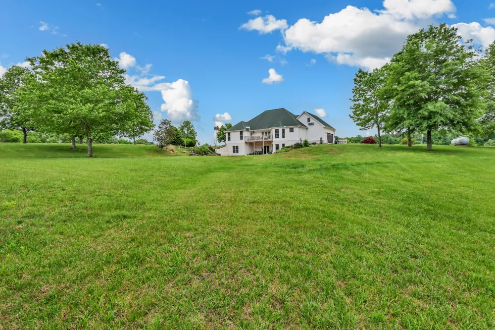 430 Hurricane Creek Dr Stewart, TN 37175