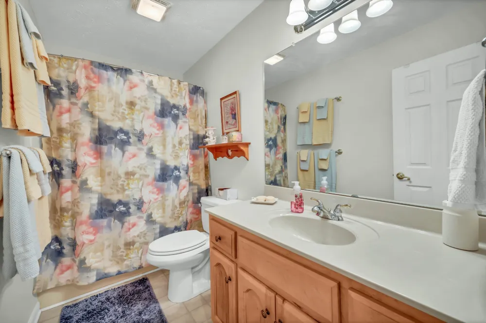 430 Hurricane Creek Dr Stewart, TN 37175