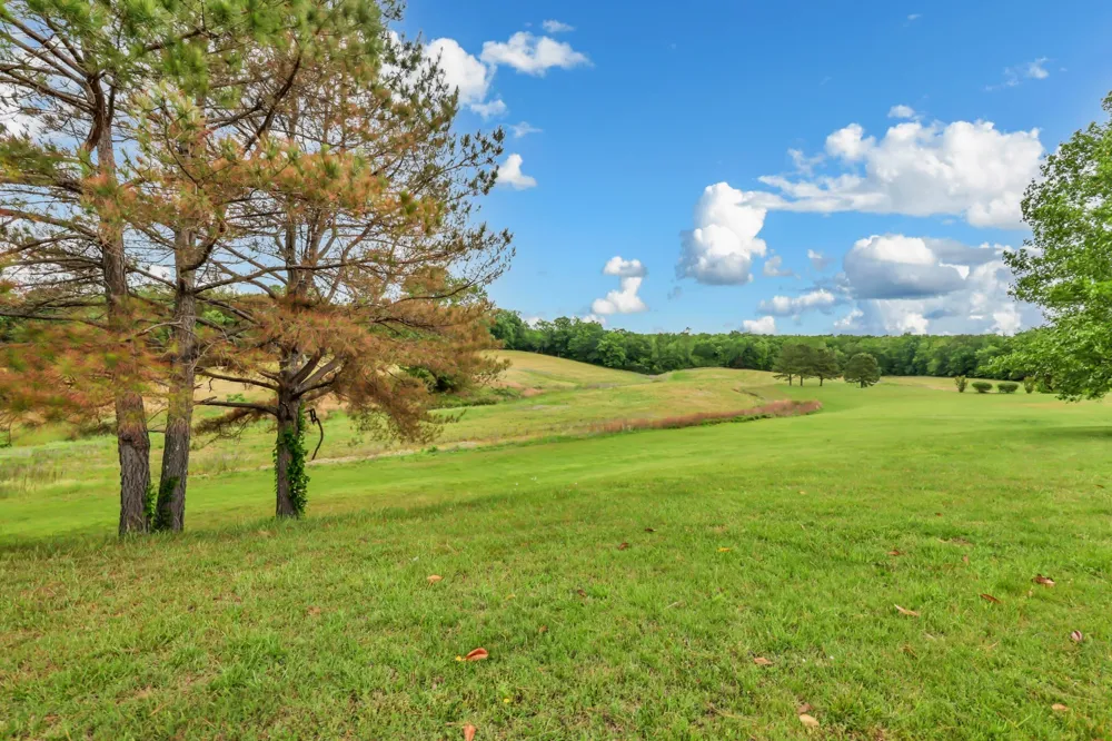 430 Hurricane Creek Dr Stewart, TN 37175