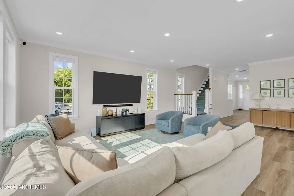 1516 Melrose Boulevard Manalapan, NJ 07726