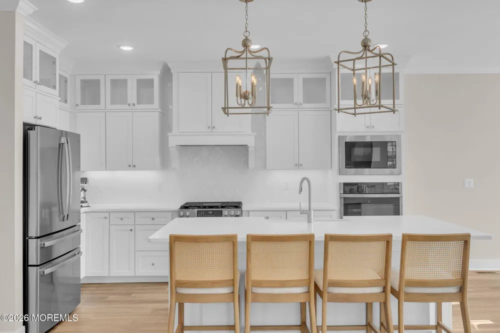 1516 Melrose Boulevard Manalapan, NJ 07726
