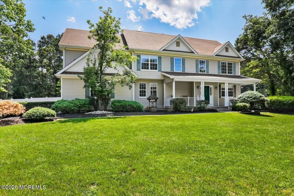 17 Brittany Lane Jackson, NJ 08527