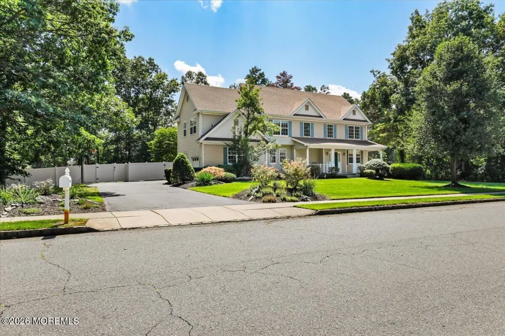 17 Brittany Lane Jackson, NJ 08527