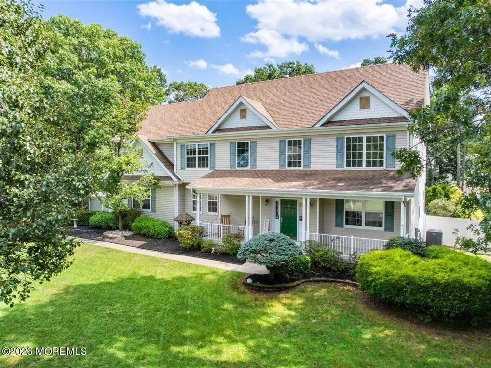17 Brittany Lane Jackson, NJ 08527