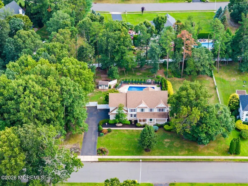 17 Brittany Lane Jackson, NJ 08527