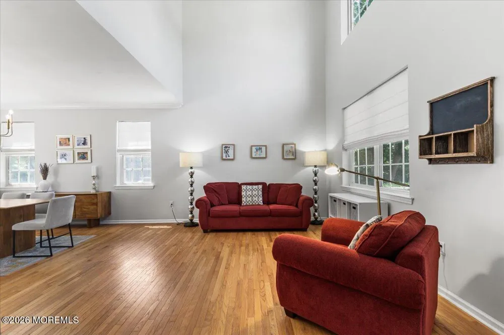 17 Brittany Lane Jackson, NJ 08527