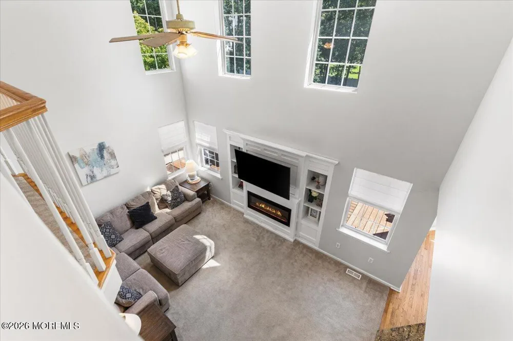 17 Brittany Lane Jackson, NJ 08527