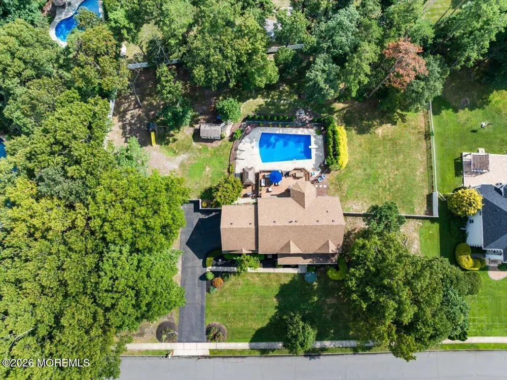 17 Brittany Lane Jackson, NJ 08527