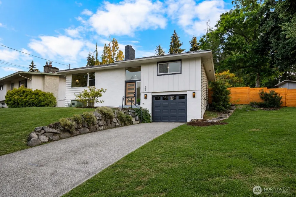 529 S 302nd Street Federal Way, WA 98003
