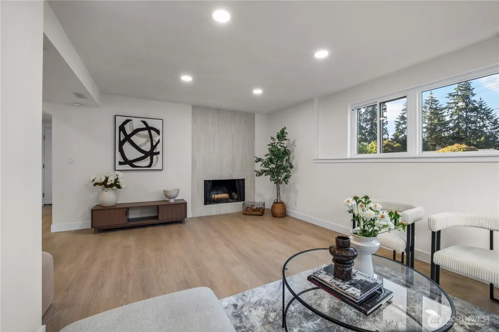 529 S 302nd Street Federal Way, WA 98003